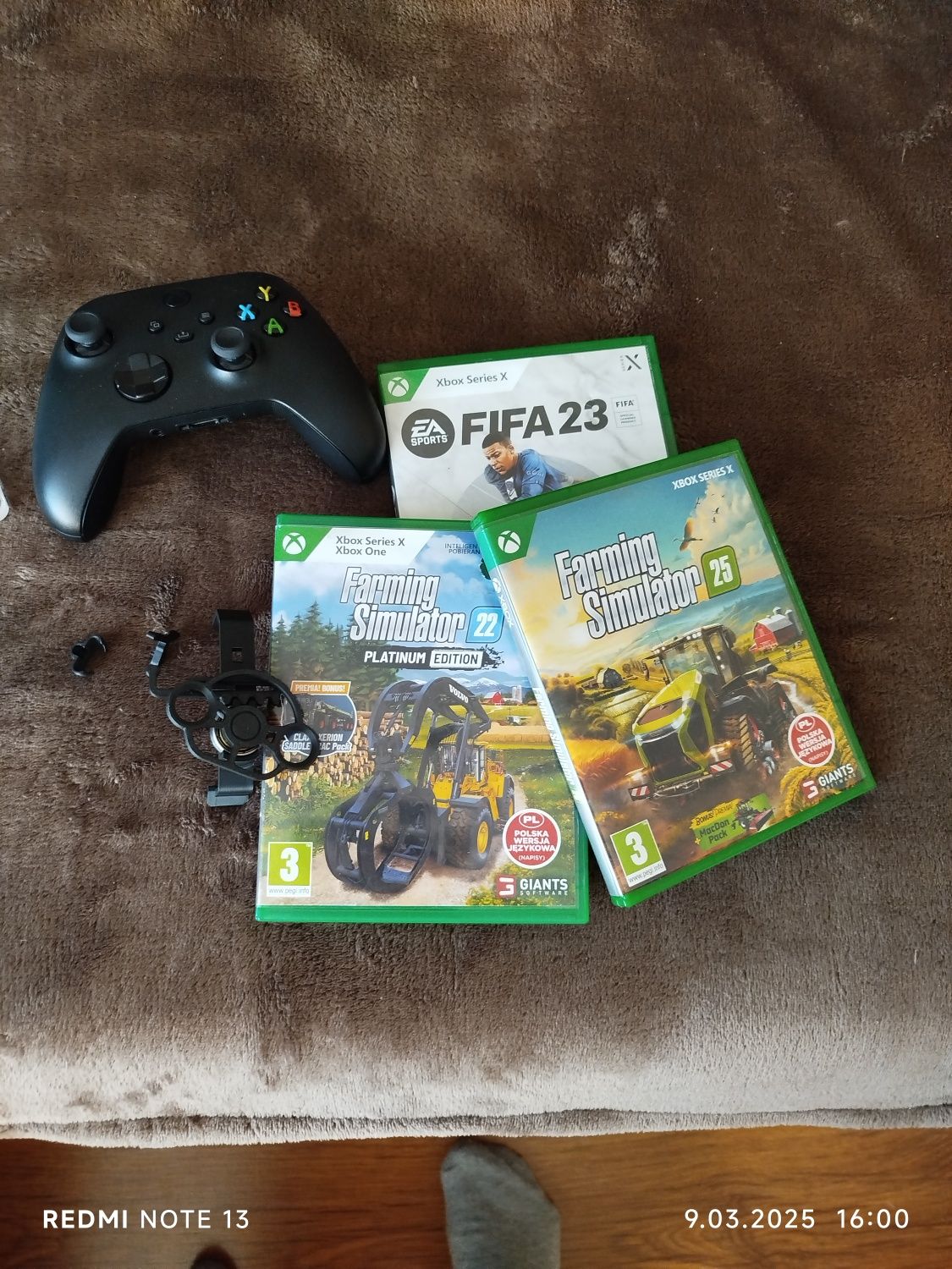 Xbox series x + 1 pad i okablowanie i pudełko