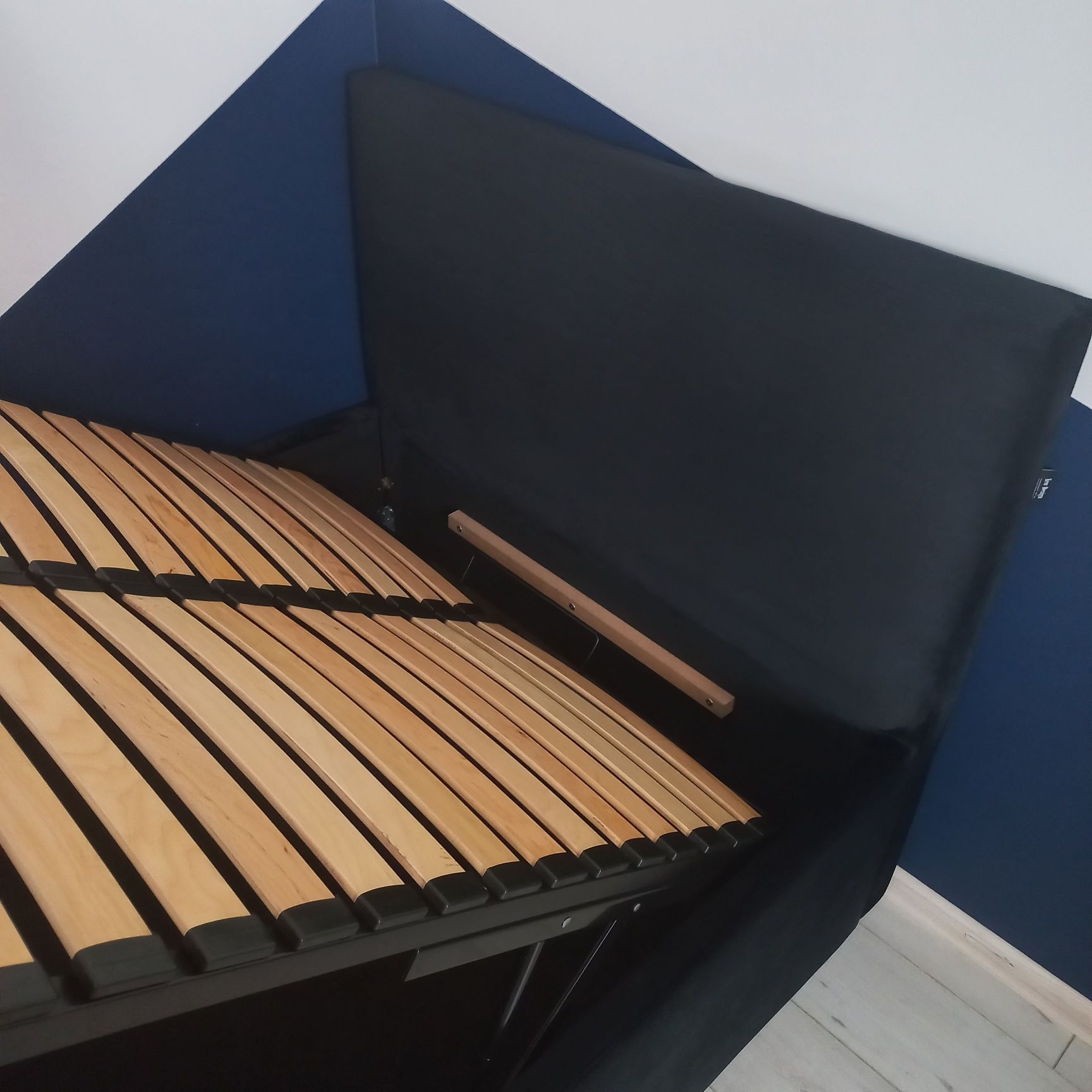 Łóżko, Rama łóżka z pojemnikiem 120x200 Stan idealny