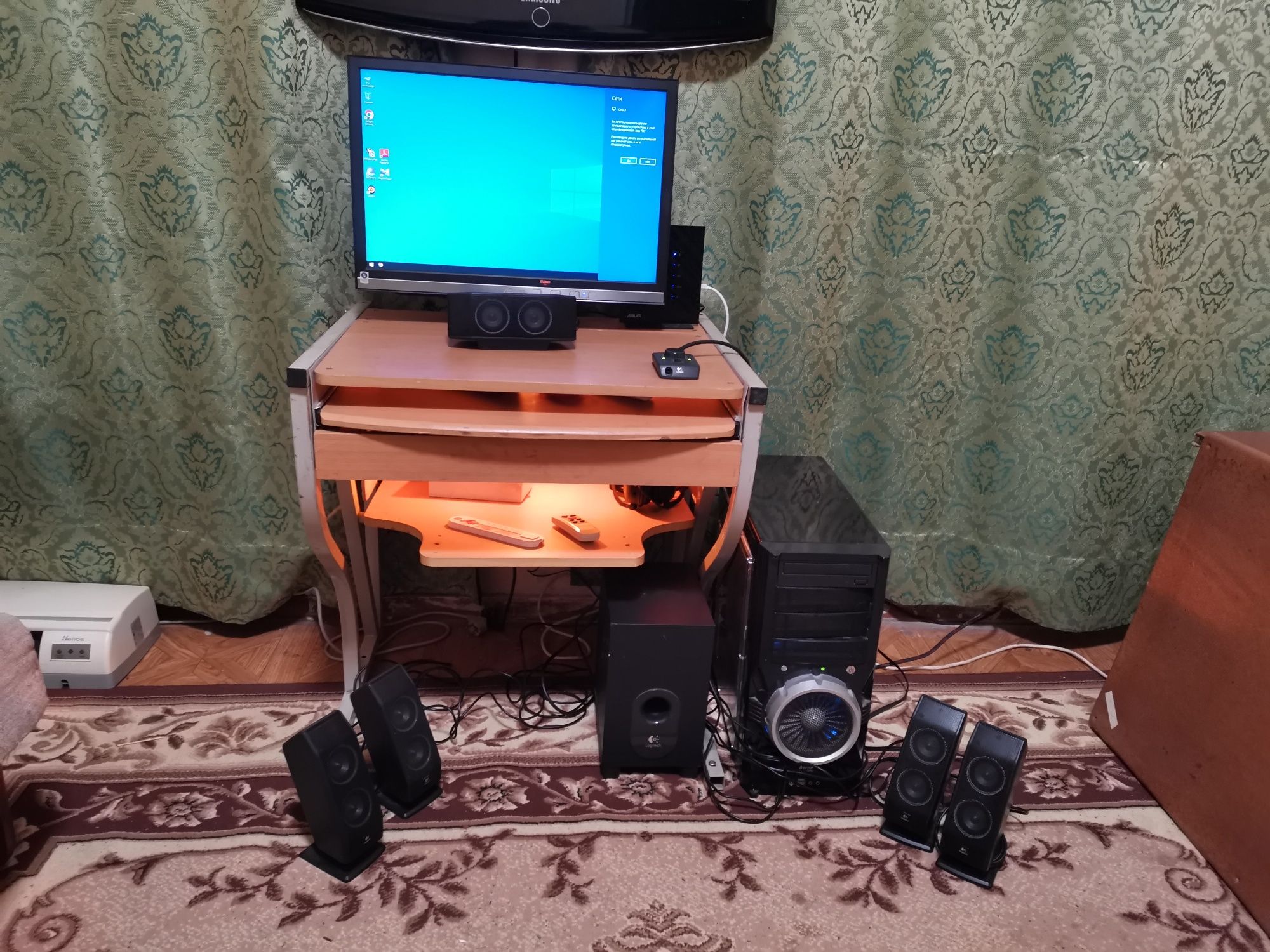 Компьютер 4гб озу , игровая видеокарта.