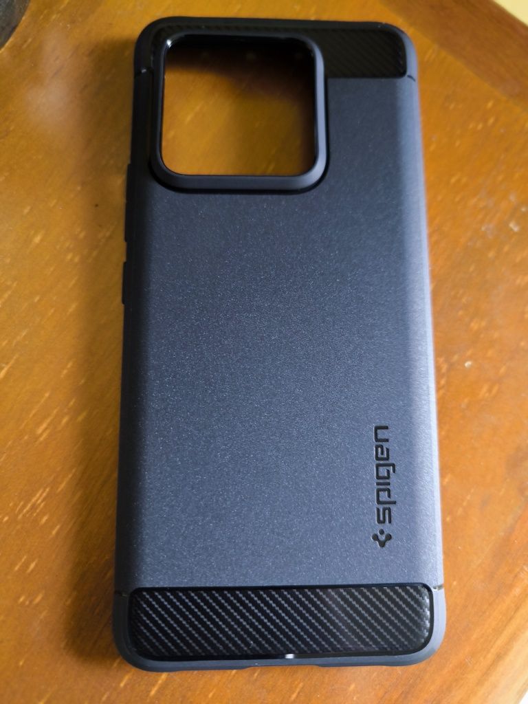 Capa Spigen para Xiaomi 13 PRO