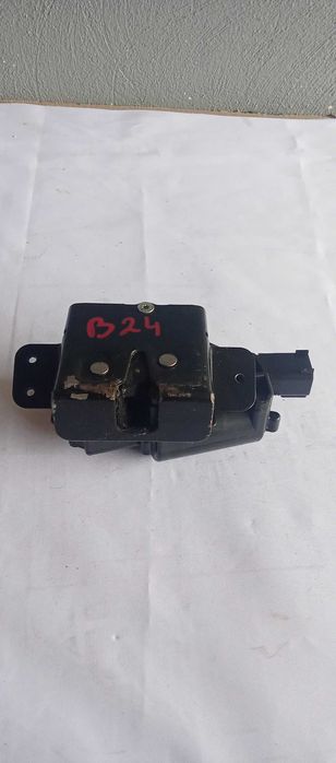 Opel Insignia A Zamek Klapy Bagażnika 135.814.05 Zamek Klapy Insignia