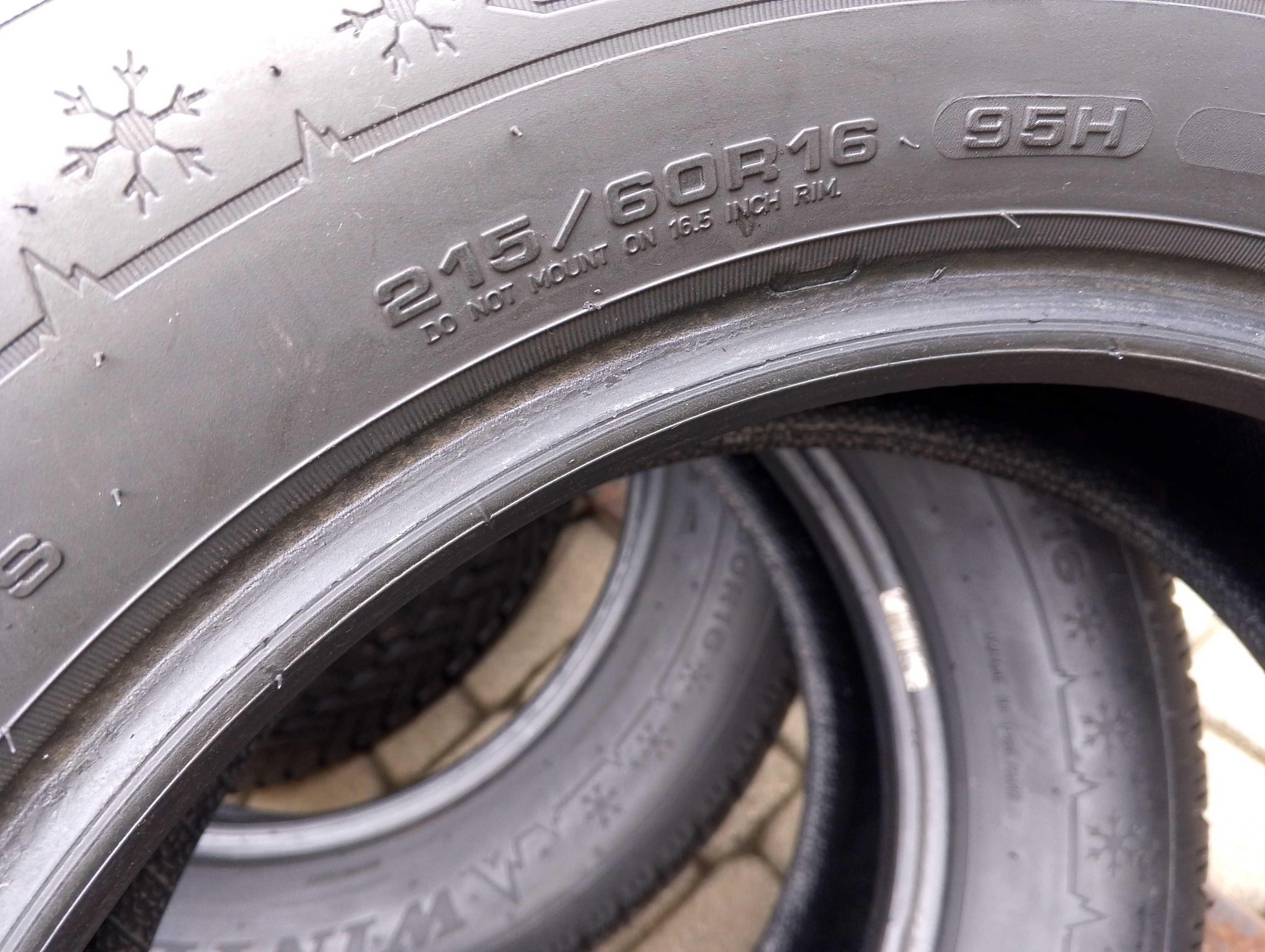 opony jak NOWE 4 szt. 215/60/16  Dunlop Winter Sport 5 , 2023 rok