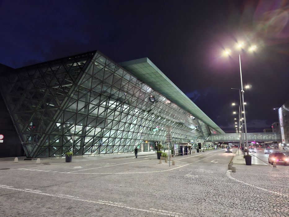 Трансфер Ряшів-Ясонька (ЖЕШУВ)Мукачево/Ужгород/Хуст/ЗАКАРПАТТЯ)