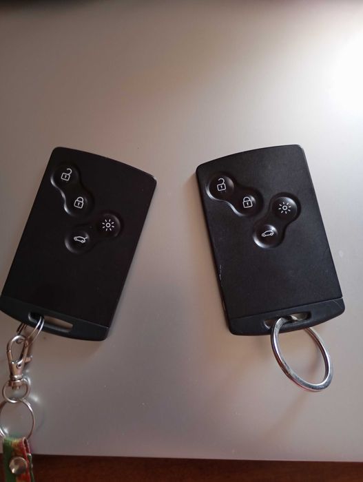 Megane 2011 venda por motivo de viajem