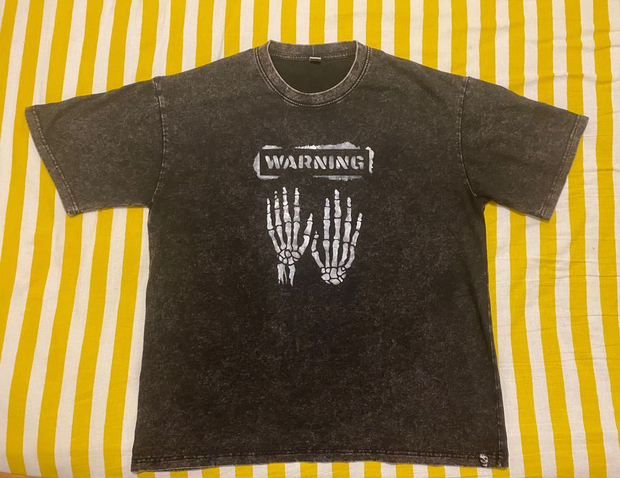 T-shirt  únicas de algodão 100 % com estampa de caveira