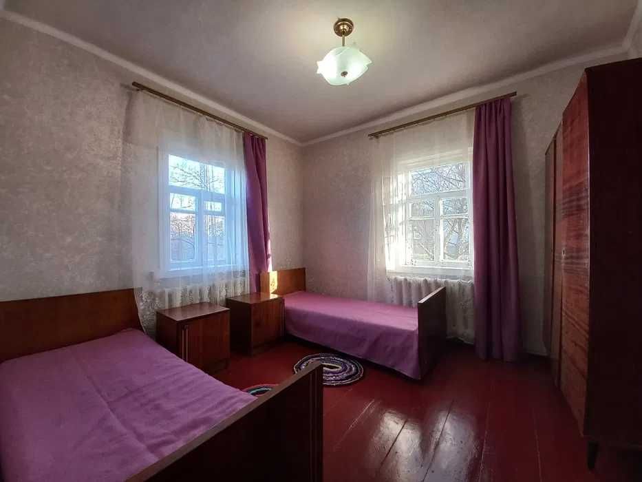 Здам Гарний будинок. Поруч Центр.