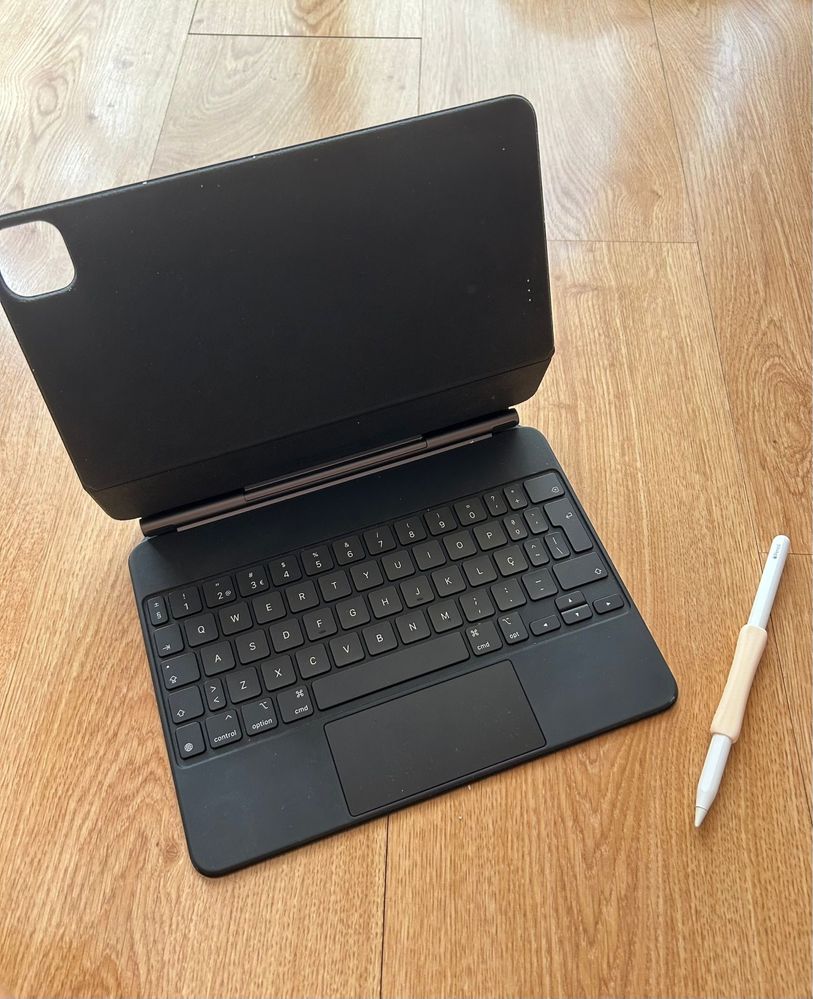 Caneta Apple Pencil + Capa Teclado Original para iPad Air