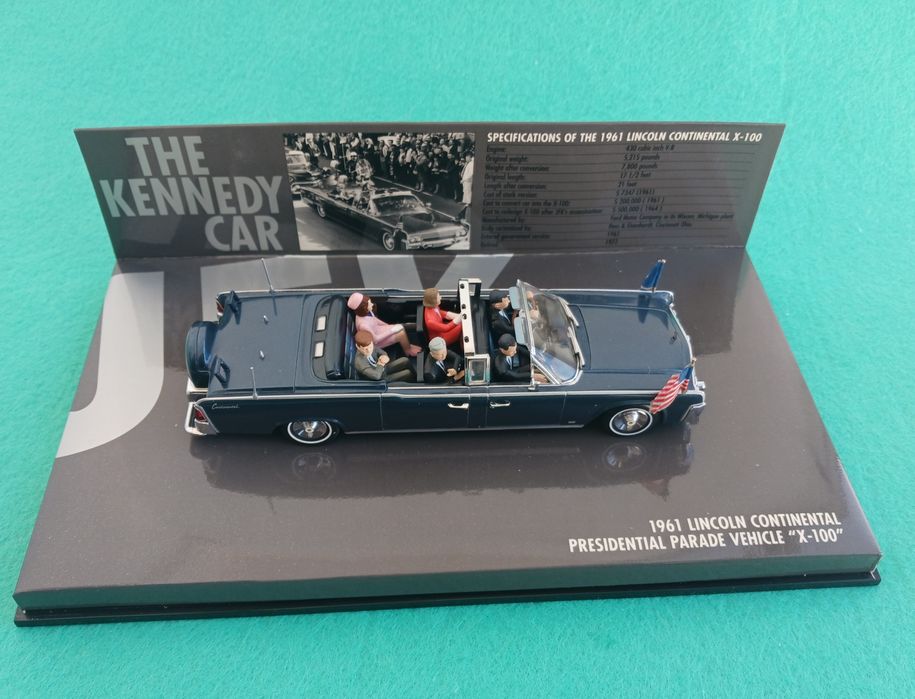 Lincoln Continental de J.F.K. - Minichamps