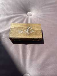 Pudełko na obrączki ślubne drewniane