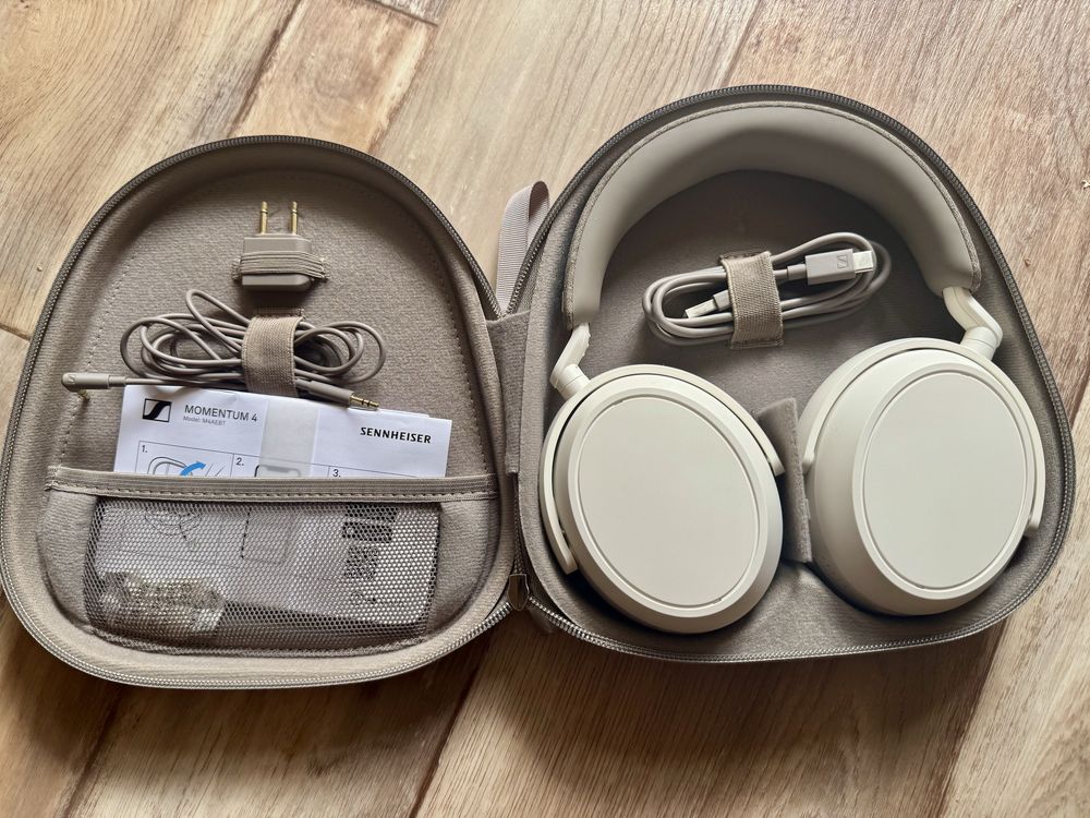 Наушники Sennheiser Momentum 4 (M4AEBT)