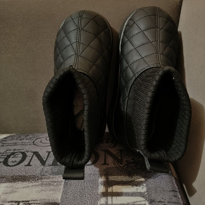 Дитячі зимові уггі, чоботи,черевики зима