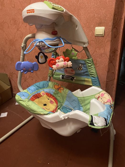 Качелька fisher price для немовлят