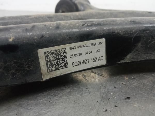 Braço de suspensão frente direito AUDI A3 Sportback (8YA)