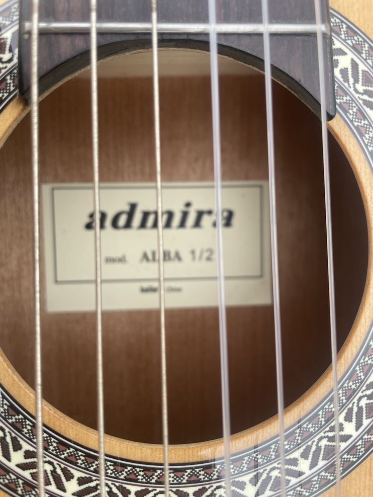 Gitara admira 1/2