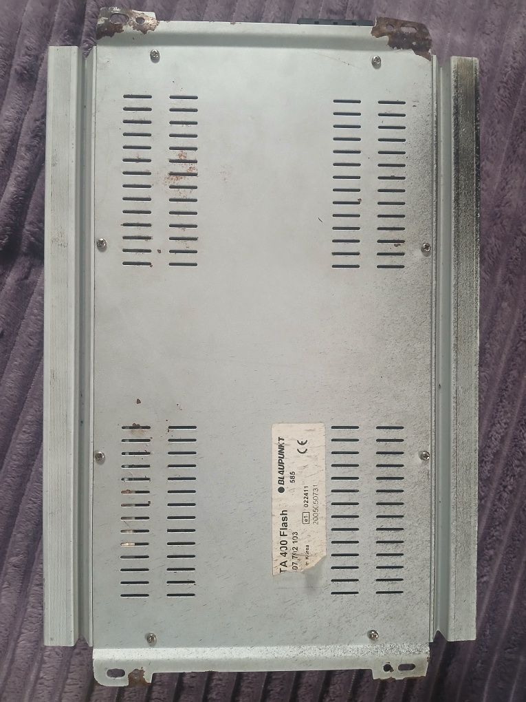 Wzmacniacz Blaupunkt