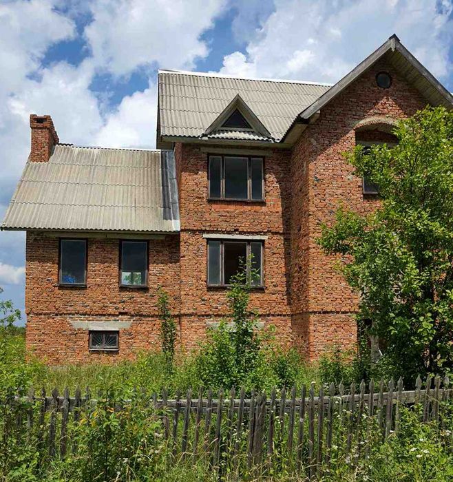 Будинок в смт Солотвин / Богородчанський р-н