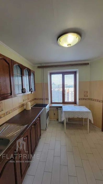 Тимошенко 13А, Левка Лукьяненко 13А.  2х - квартира