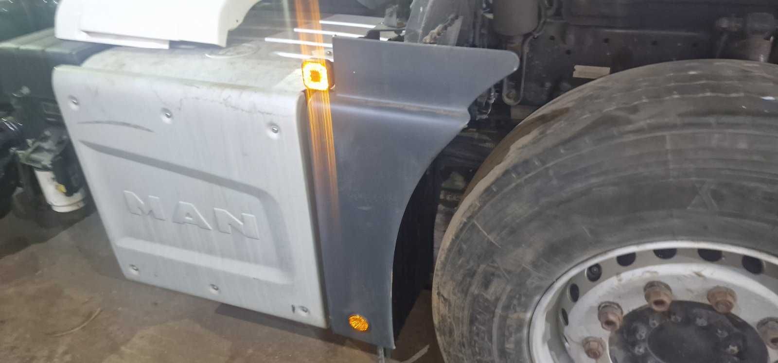 MAN TGX E6 440 Подножка ступенька крыло( в сборе)