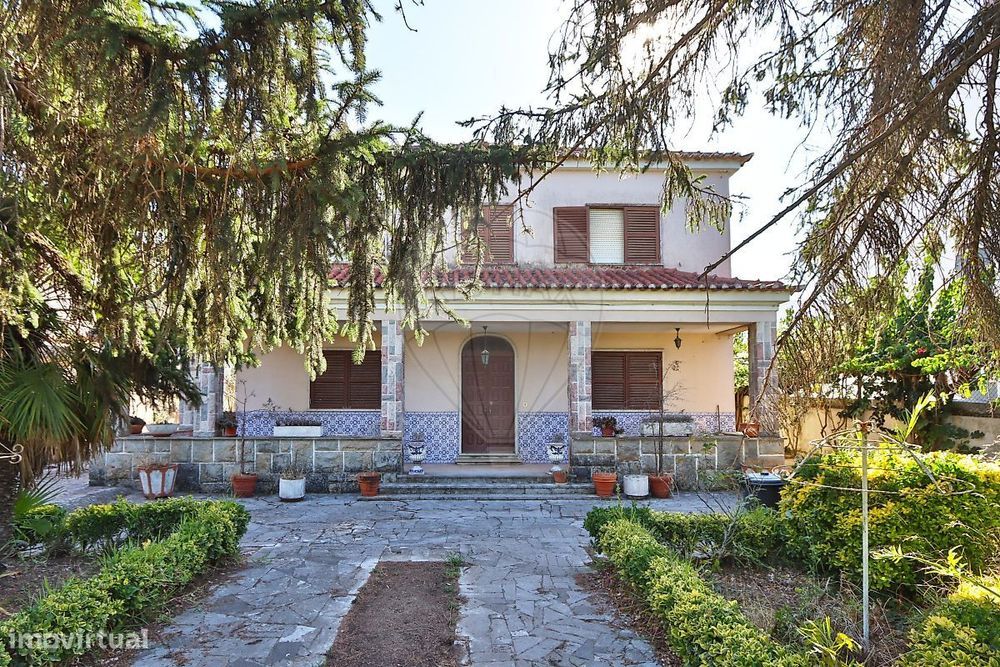 Moradia T6 para venda