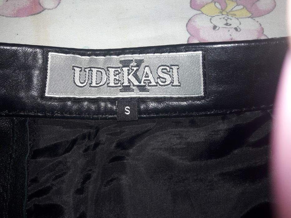 Очень классная кожаная юбочка