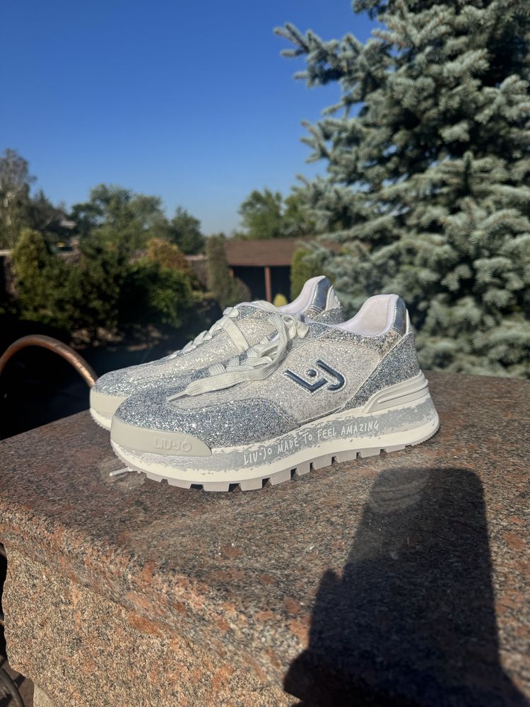 Liu jo кросівки 40 р ( 26 см )