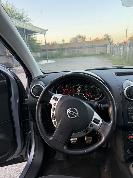 Nissan Qashqai, 2011