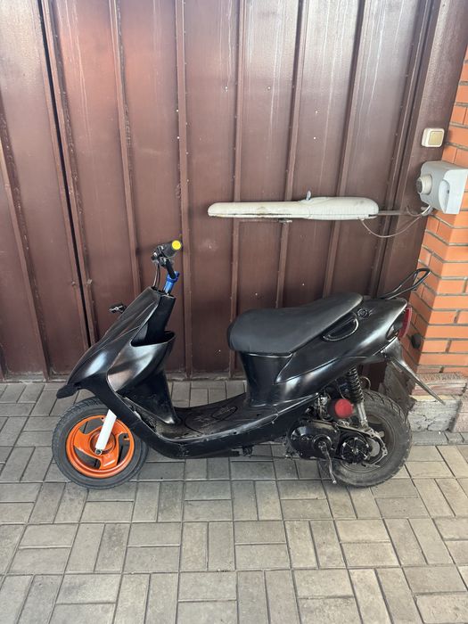 Продам или обменяю заряженный мопед suzuki lets 3 butterfly