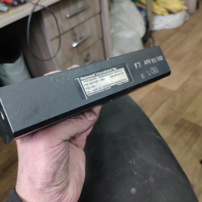 Специальный проволочный транзисторный самолетный а также модульдатчик