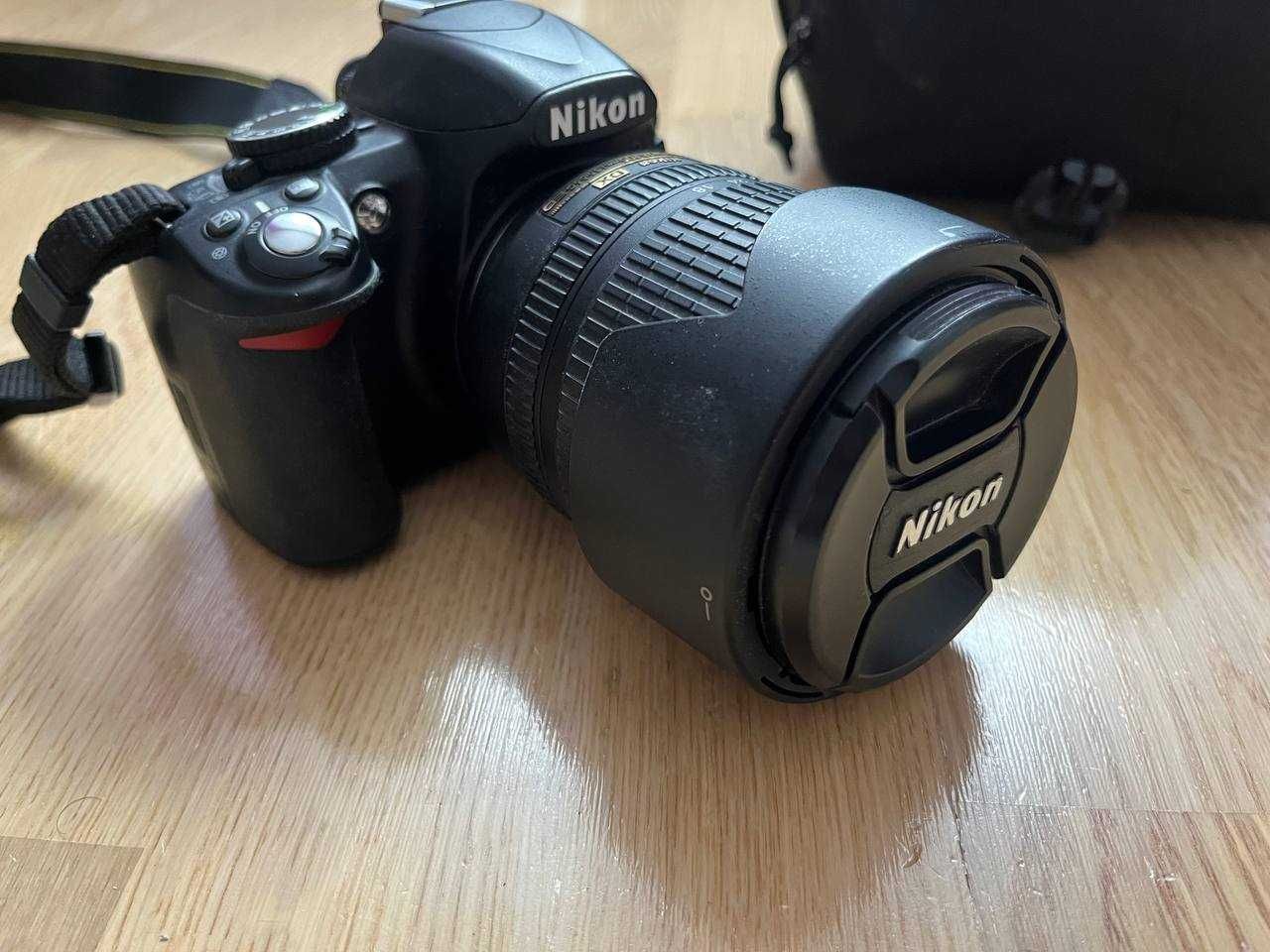 Nikon D3100 18-105 мм