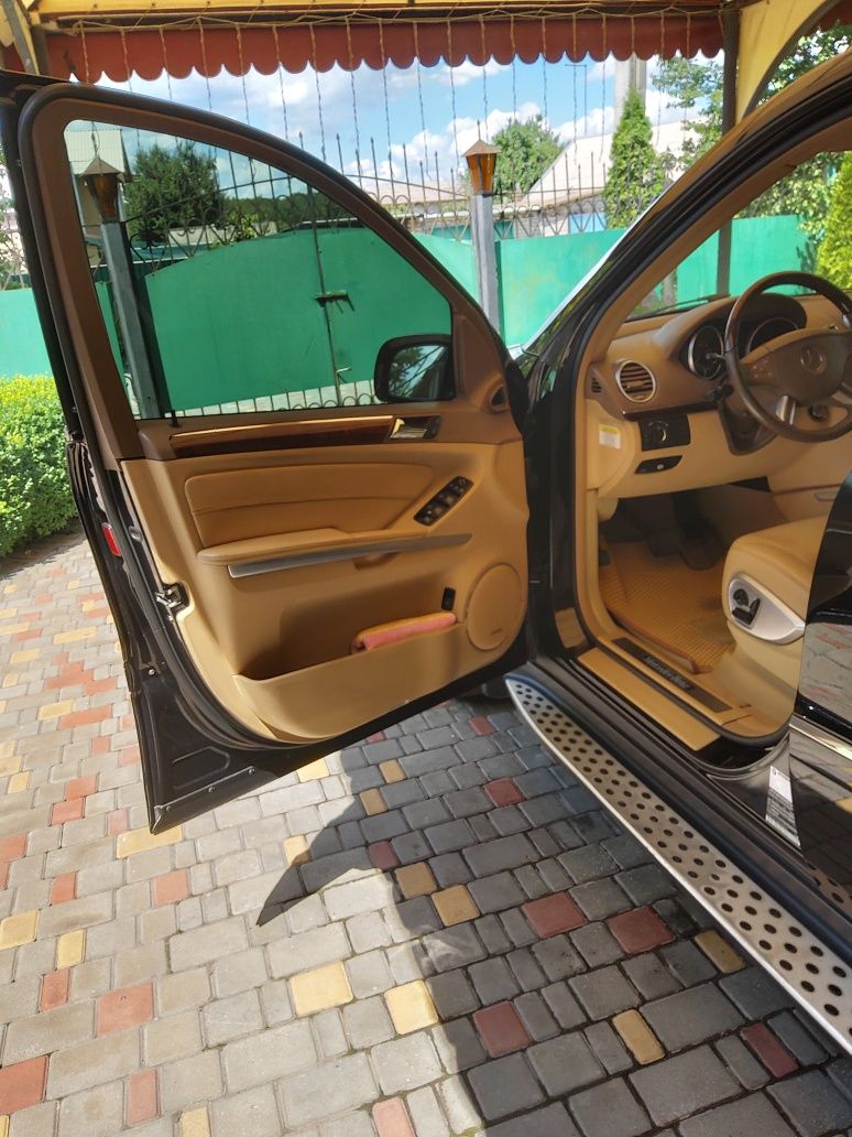 Продам  Мерседес Gl 164  2008 г.в