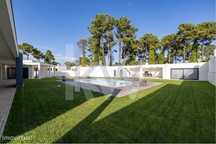 Moradia T5 - piscina- jardim- ginásio- lote  1585m2- furo- perto da