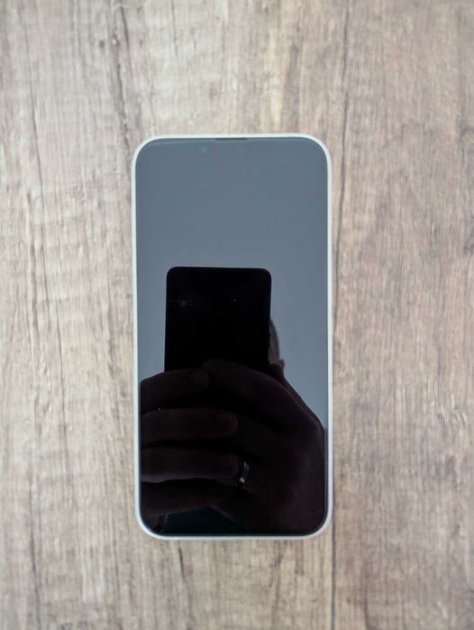 iPhone 13 biały 128 GB