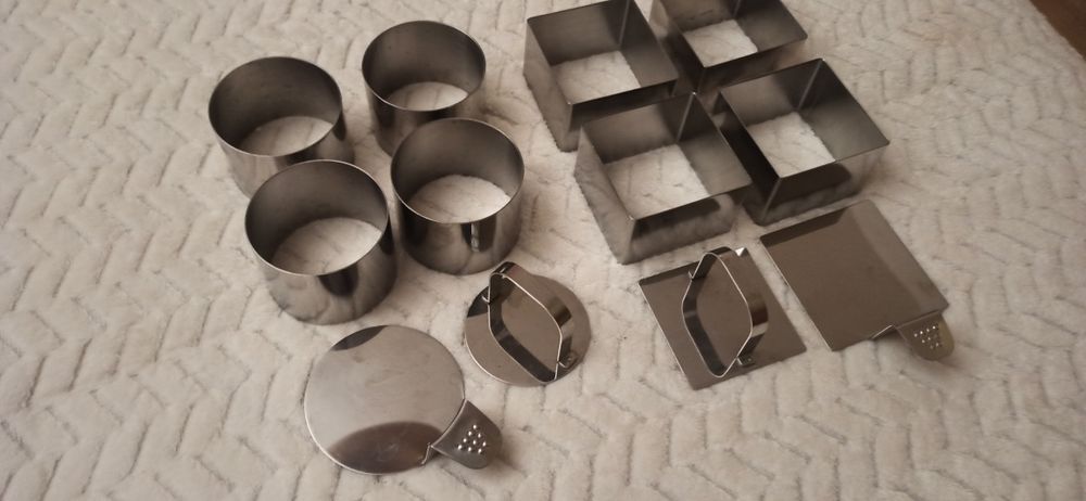 Foremki do potraw, ciast itd 8szt stal nierdzewna