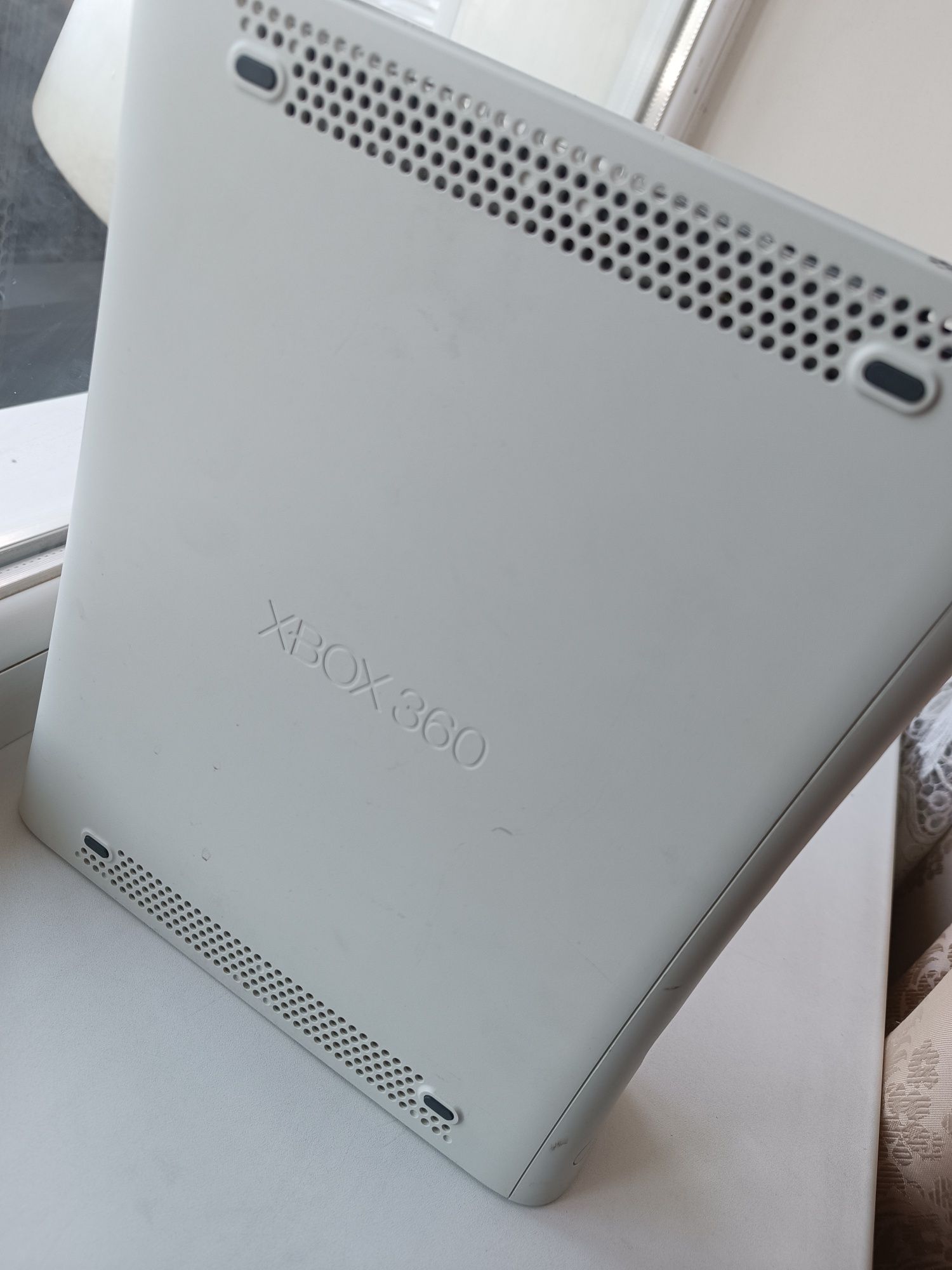 Консоль XBOX 360