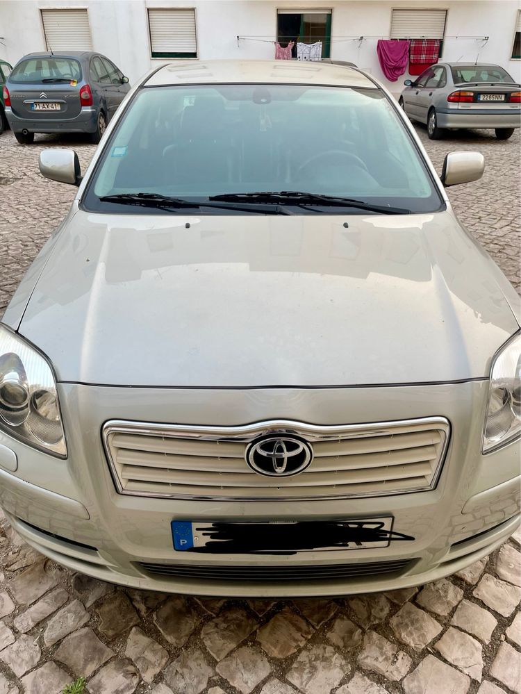 Toyota avensis 2.0 D4D