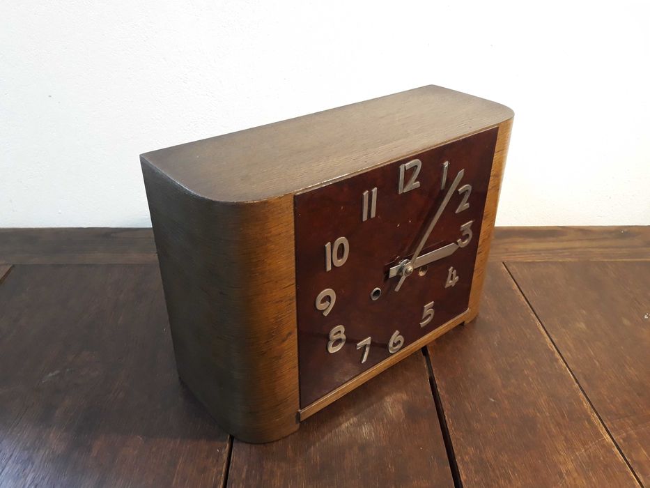 Zabytkowy zegar mechaniczny Art Deco niemieckiej marki Zentra