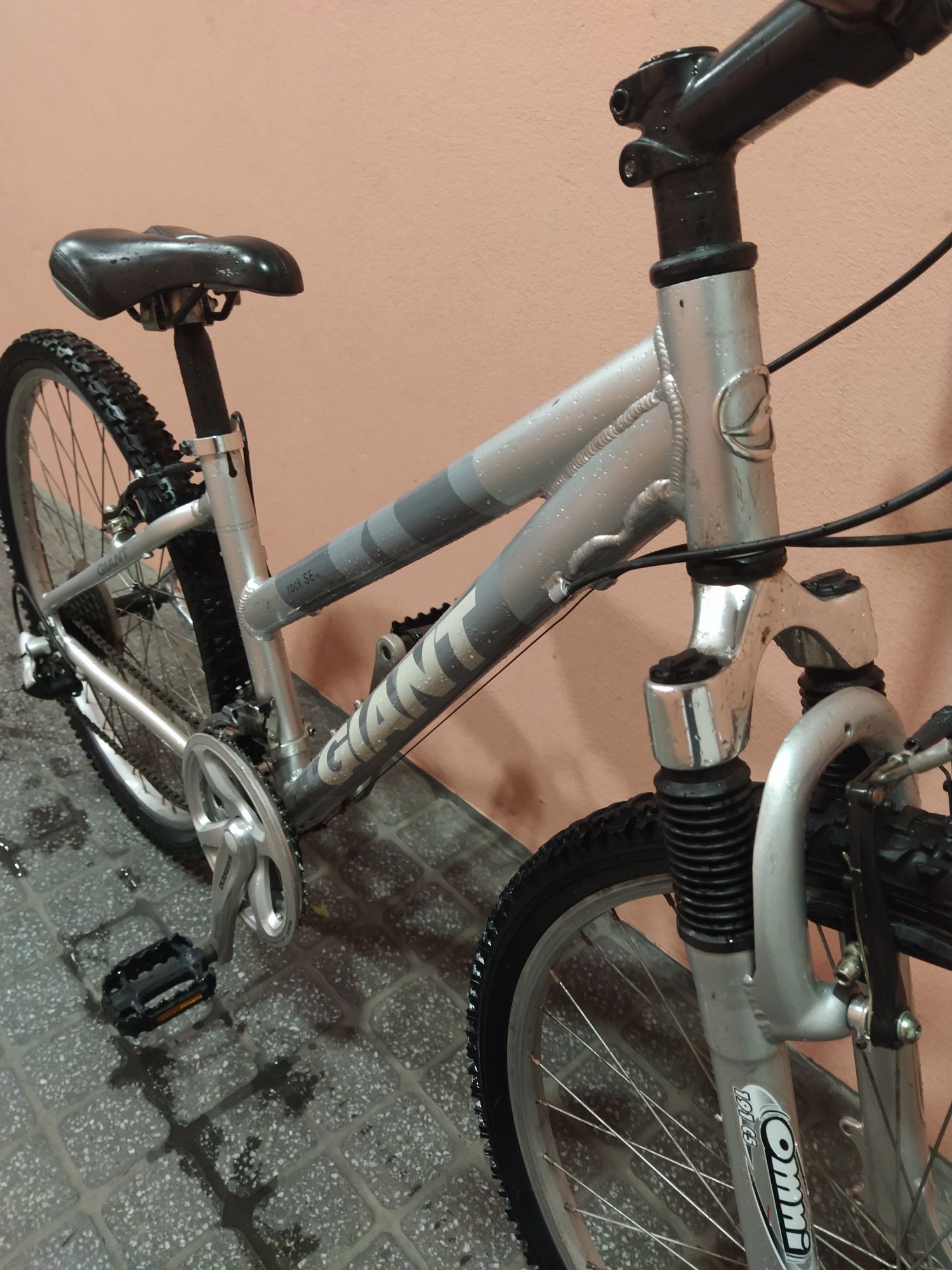 Bicicleta GIANT Alumínio BTT - Excelente Estado