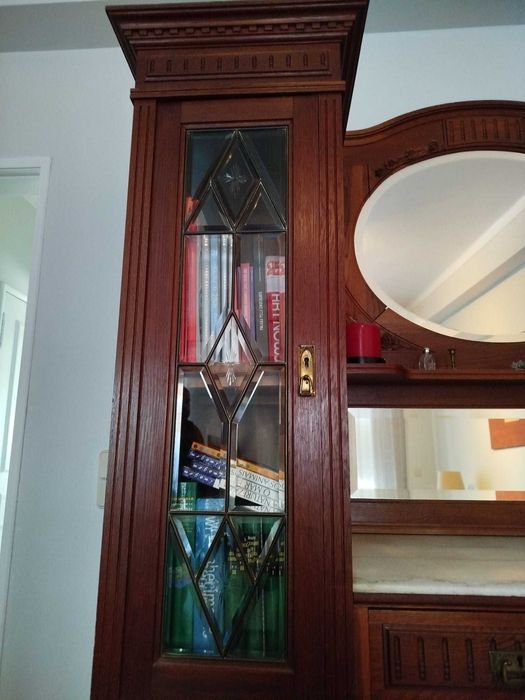 Conjunto 2 móveis madeira séc. XIX - espelhos e mármore incorporados