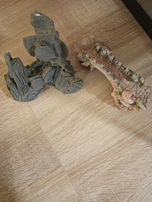 Aquário grande em bom estado