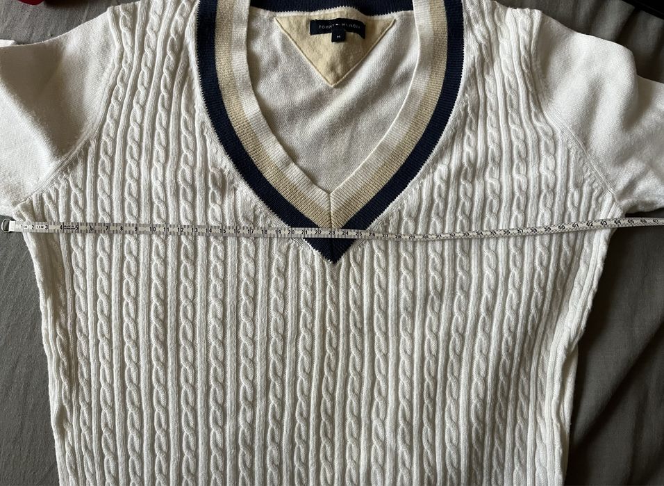 Damski sweter w serek, dekolt V Tommy Hilfiger M