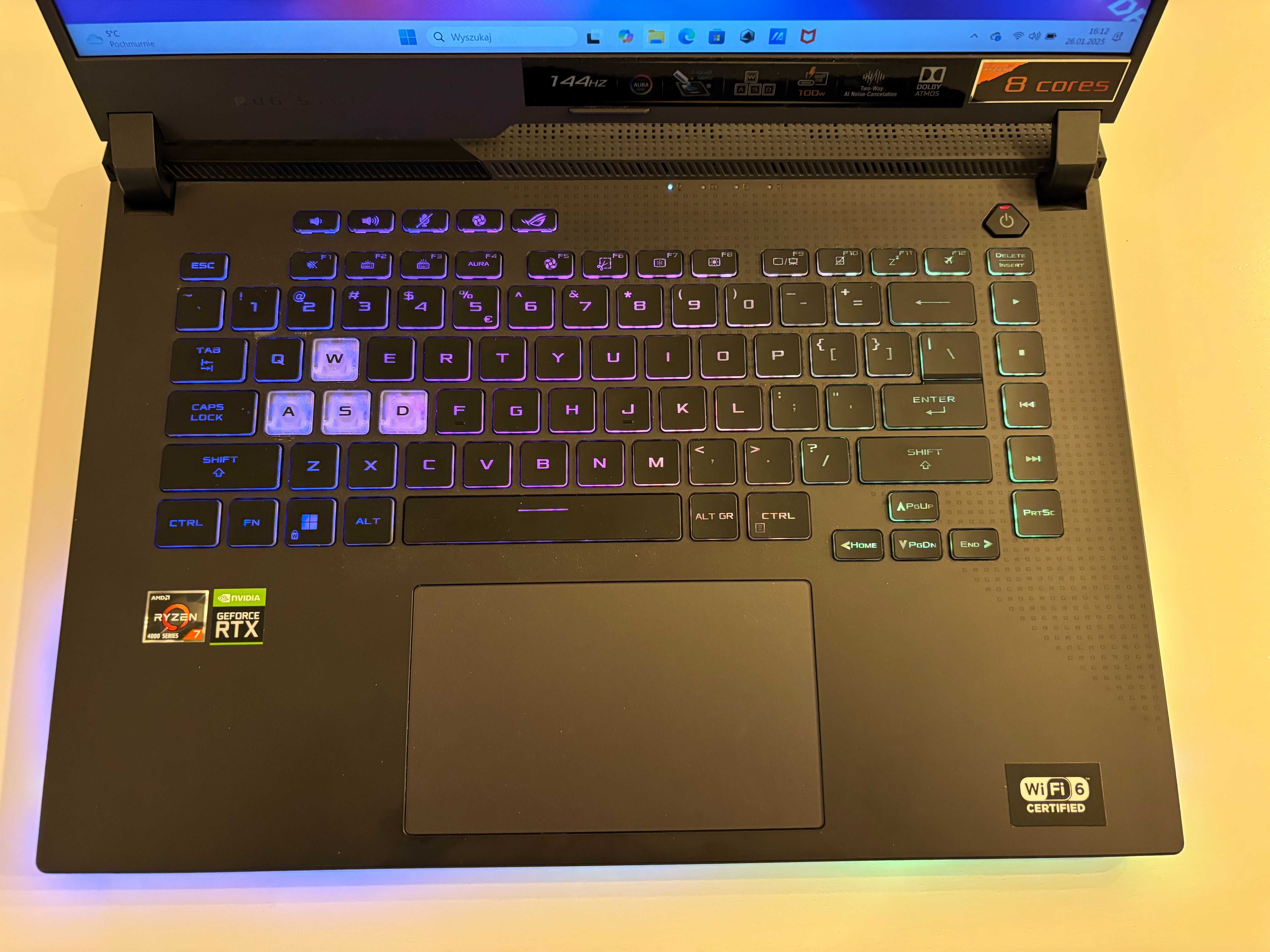 Laptop ASUS ROG STRIX / ryzen 7 4800h / RTX 3050Ti / 16 GB RAM / 512GB