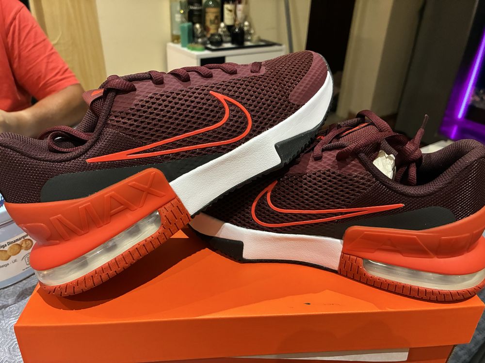 Tenis nike Alpha Trainer 6