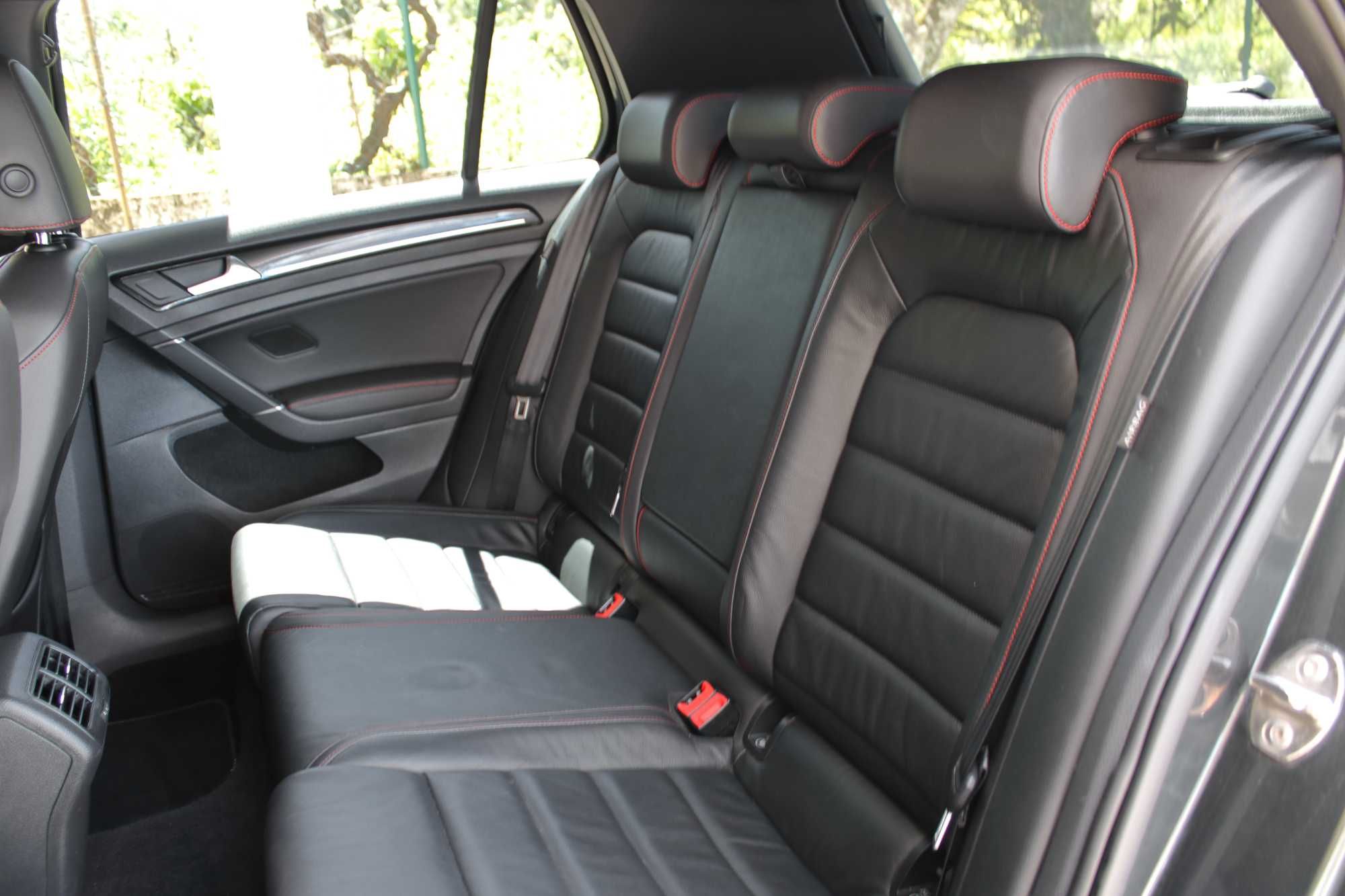 VW Golf 7 VII GTi DSG Performance DYNAUDIO (335€/Mês) - 120 Meses