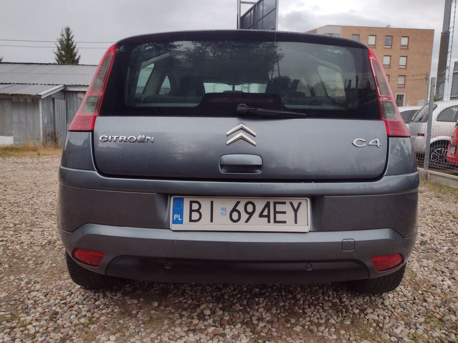 Citroen C4 Coupe 1.6 Benzyna I rej 2005 Rok