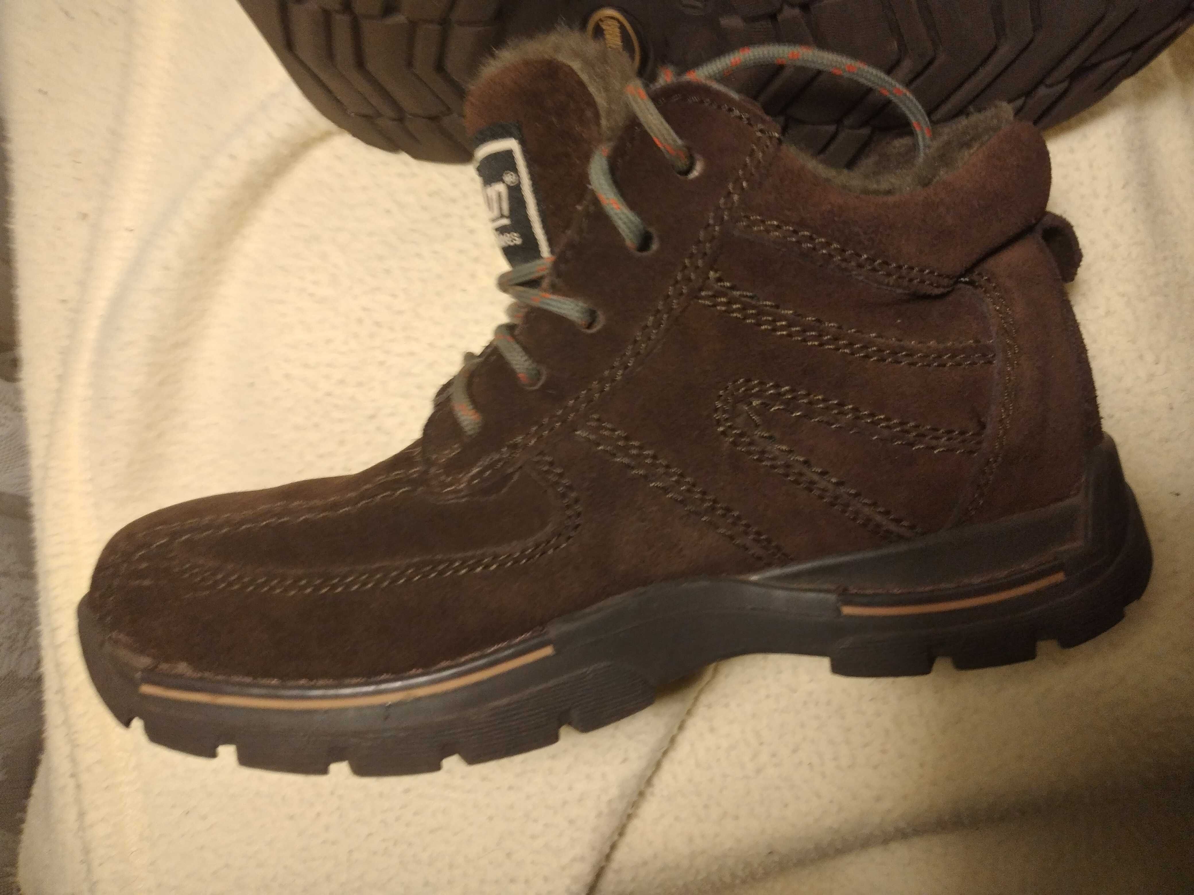 SUPER TRAPERY botki HANSON FBI kozaki ocieplane wysokie R 37-24cm