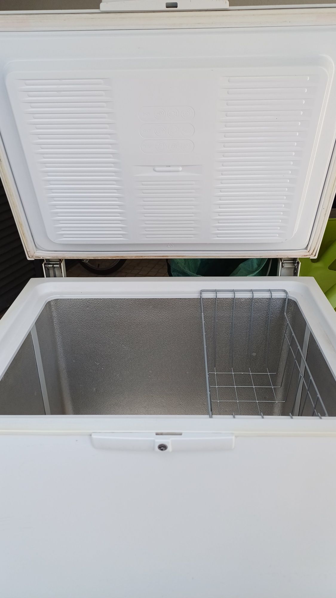 Arca horizontal Wirlpool - 200l