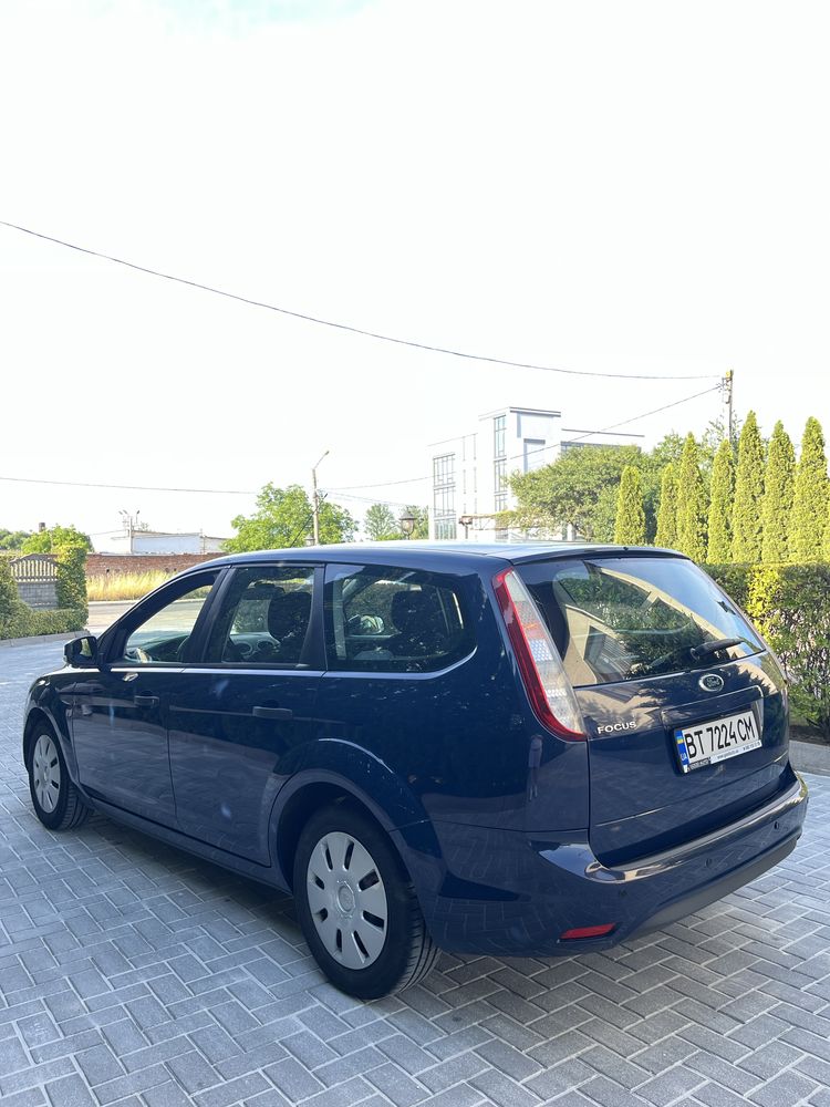 Продам ford fokus !