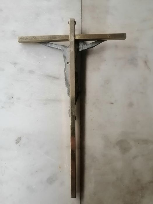 Крест католический настенный