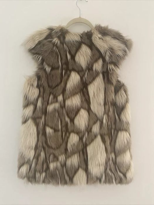 Хутряна жилетка Zara