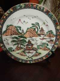 Prato antigo decorativo em porcelana chinesa
